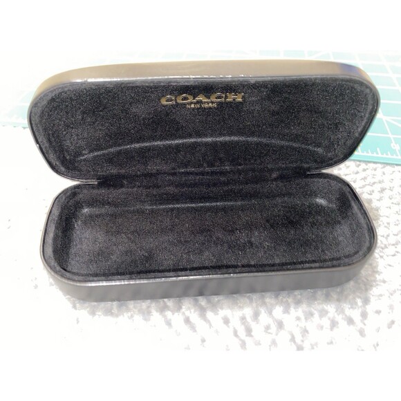 COACH Black Eyeglass Holder Clamshell Hard Case Velvet Lining with cloth - Picture 3 of 8